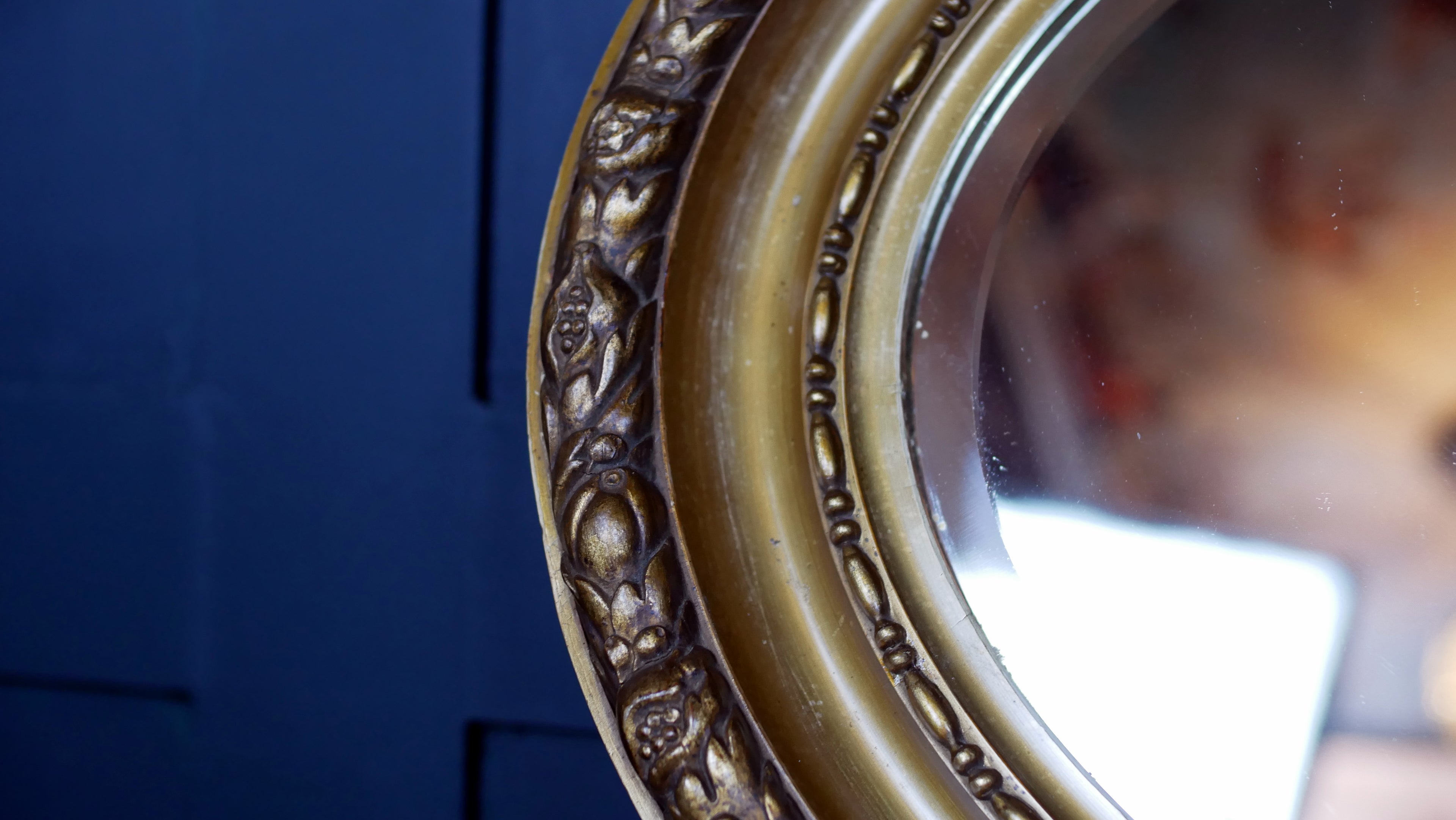 Victorian Gold Painted Oval Mirror