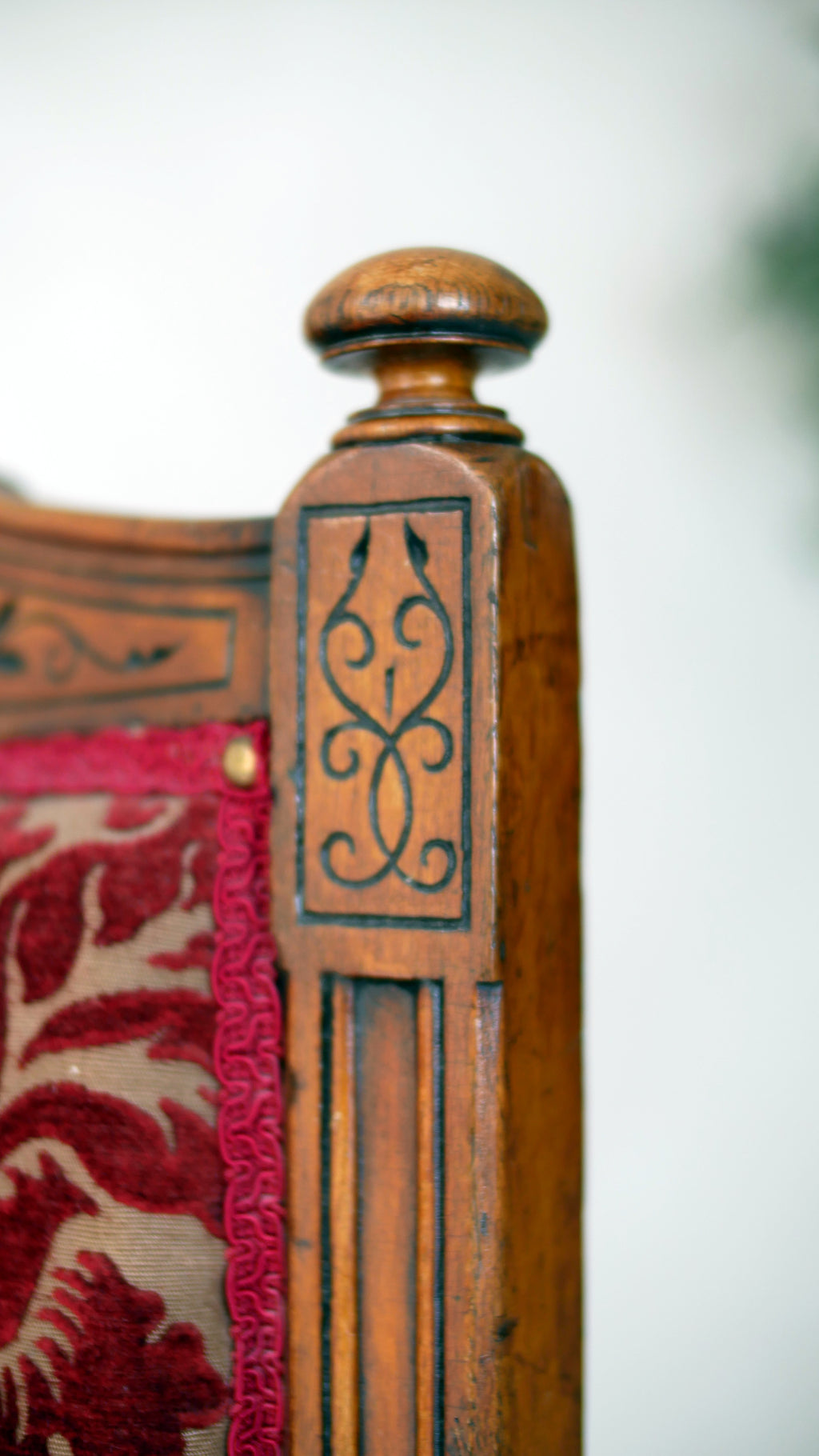 Victorian Carved Oak Throne Chair