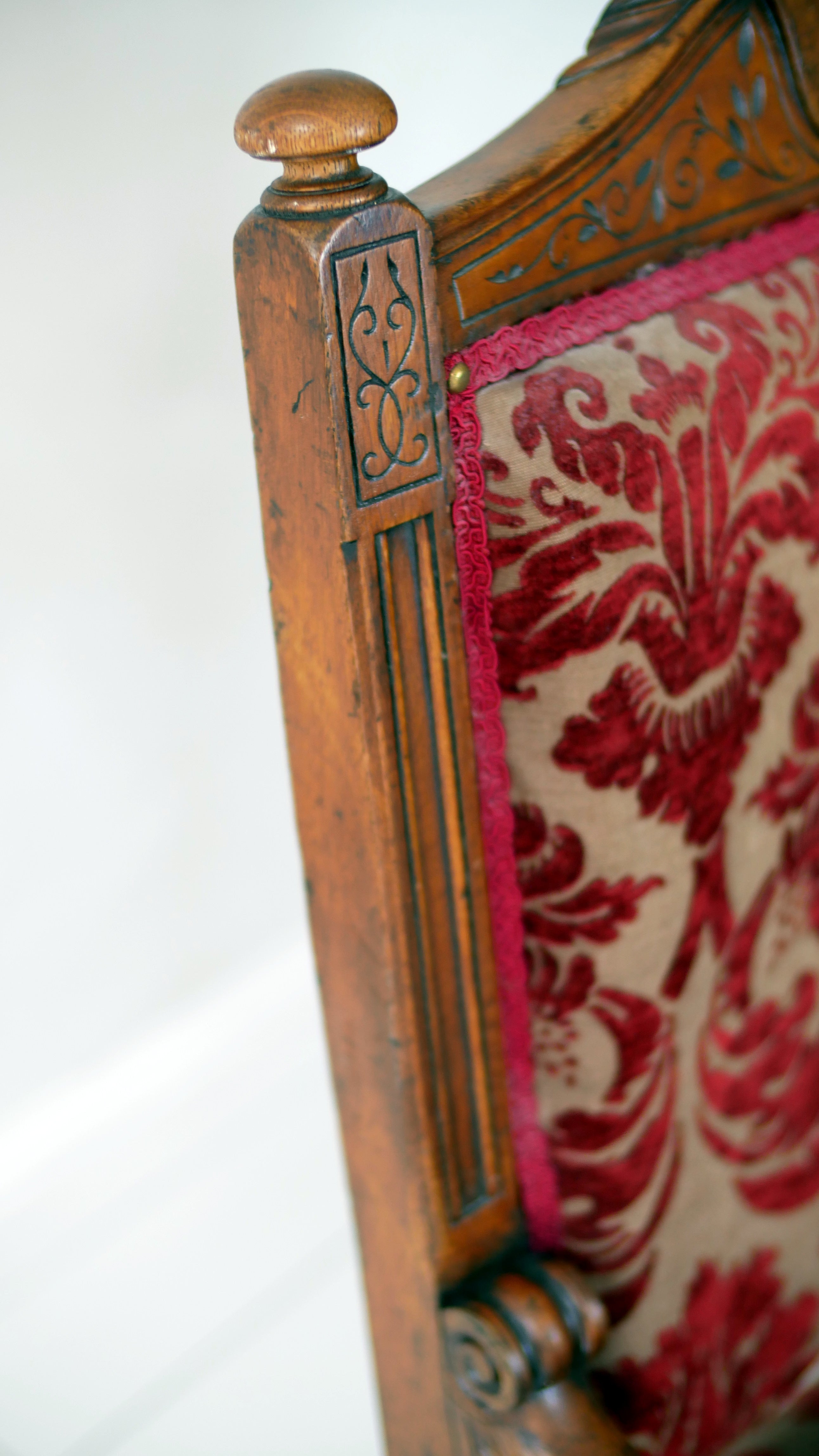 Victorian Carved Oak Throne Chair