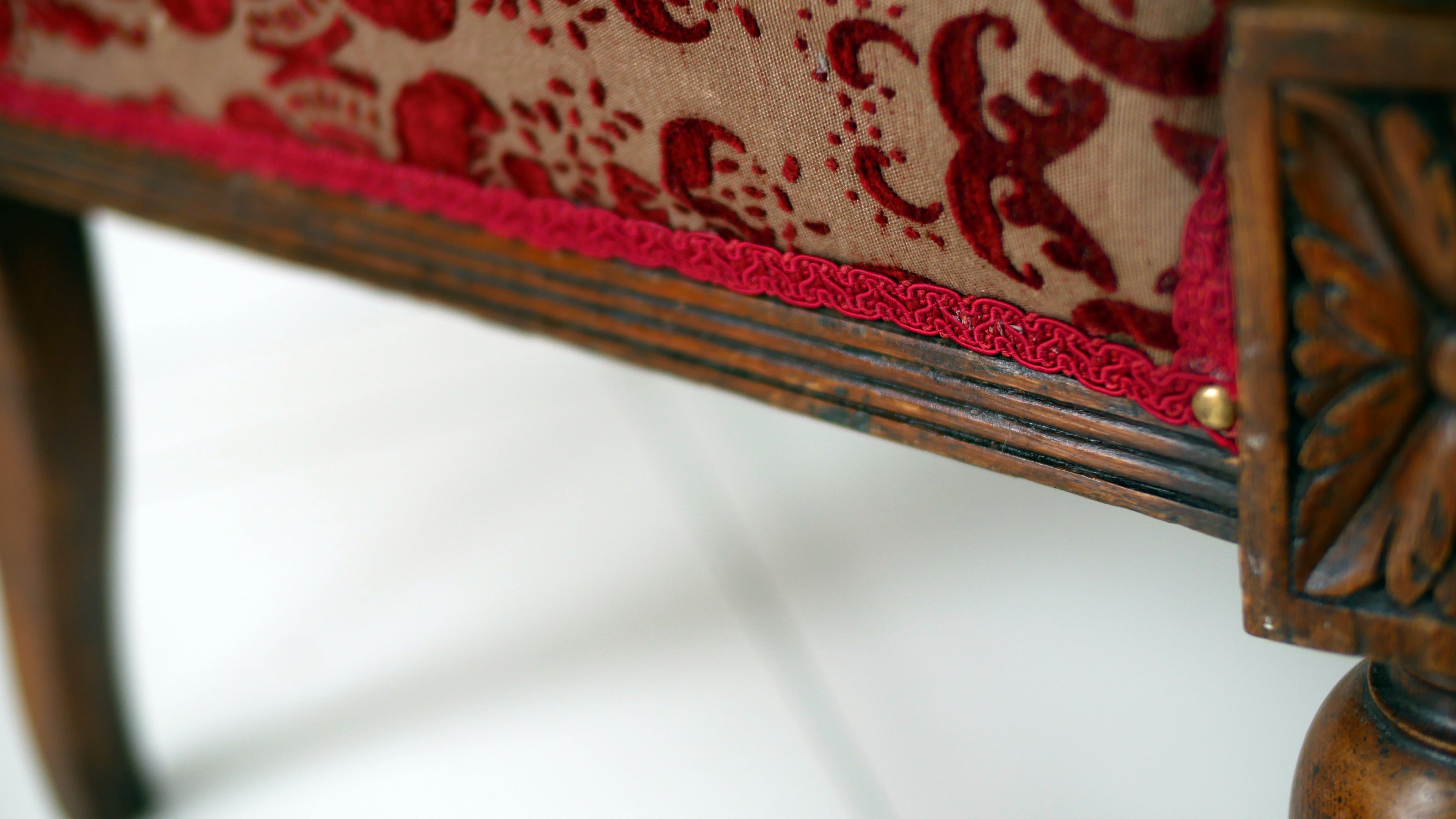 Victorian Carved Oak Throne Chair