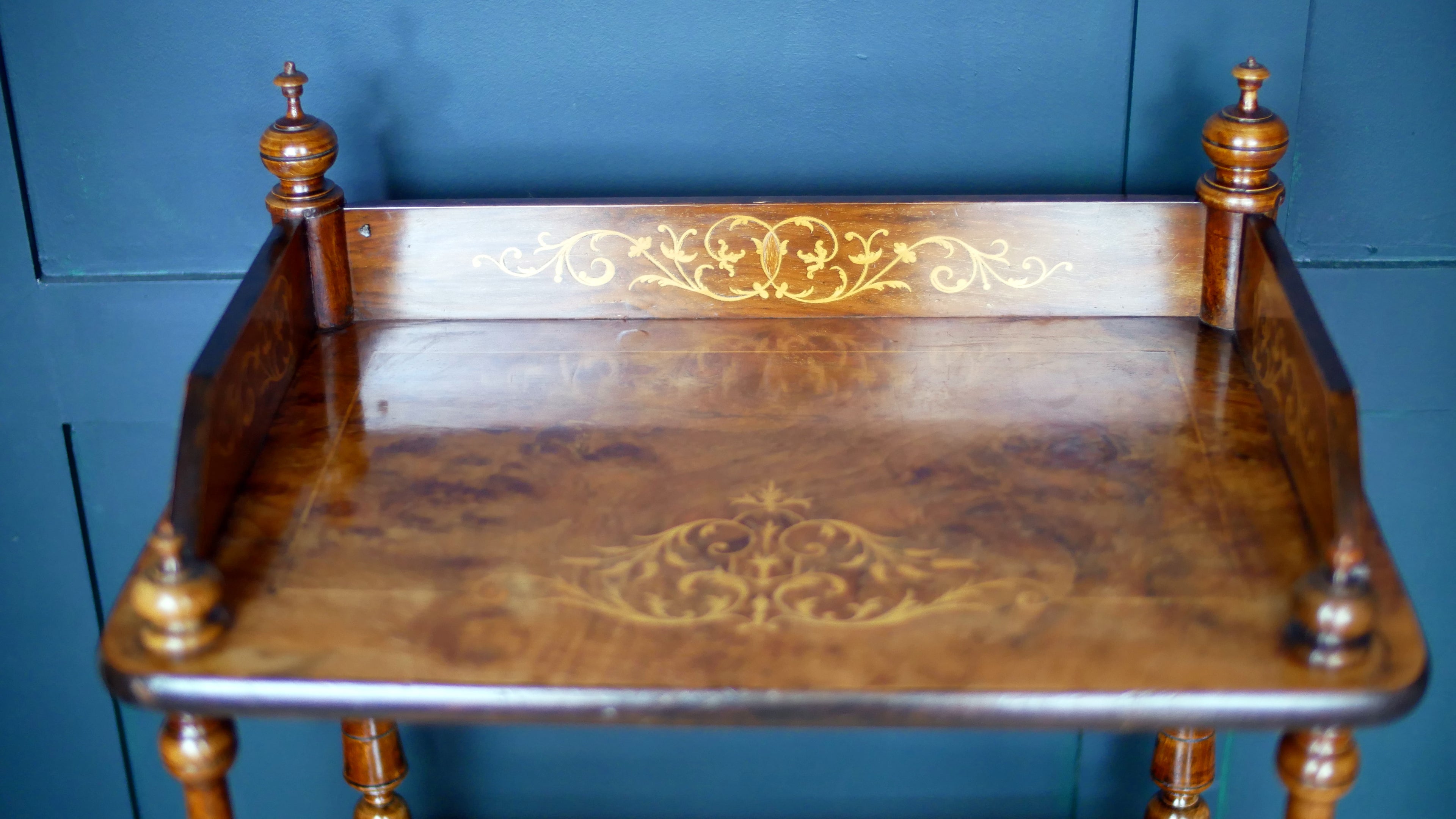 Victorian Inlaid Burr Walnut Whatnot