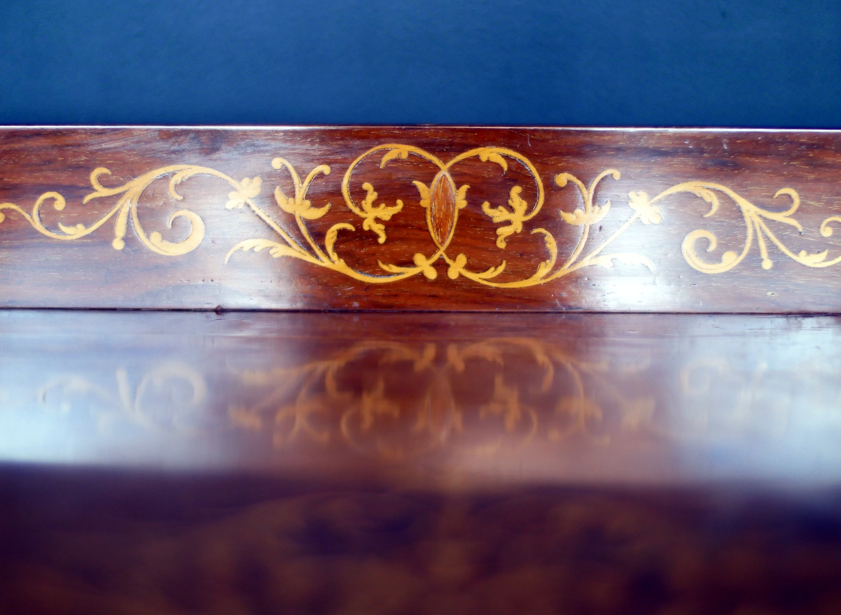 Victorian Inlaid Burr Walnut Whatnot
