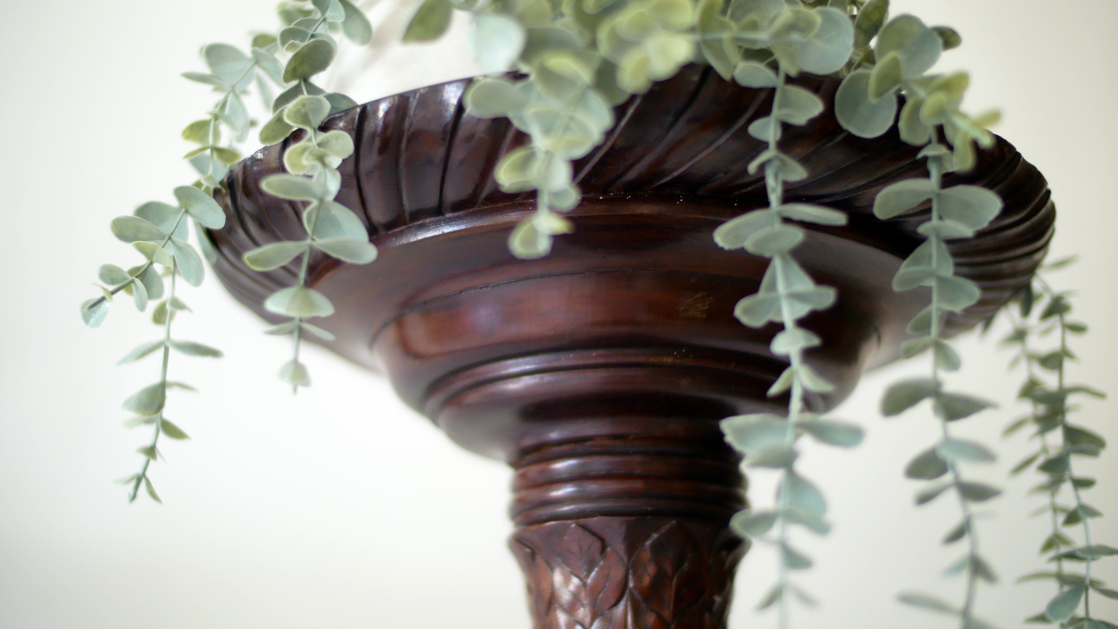Victorian Pair of Antique Mahogany Torchère Stands