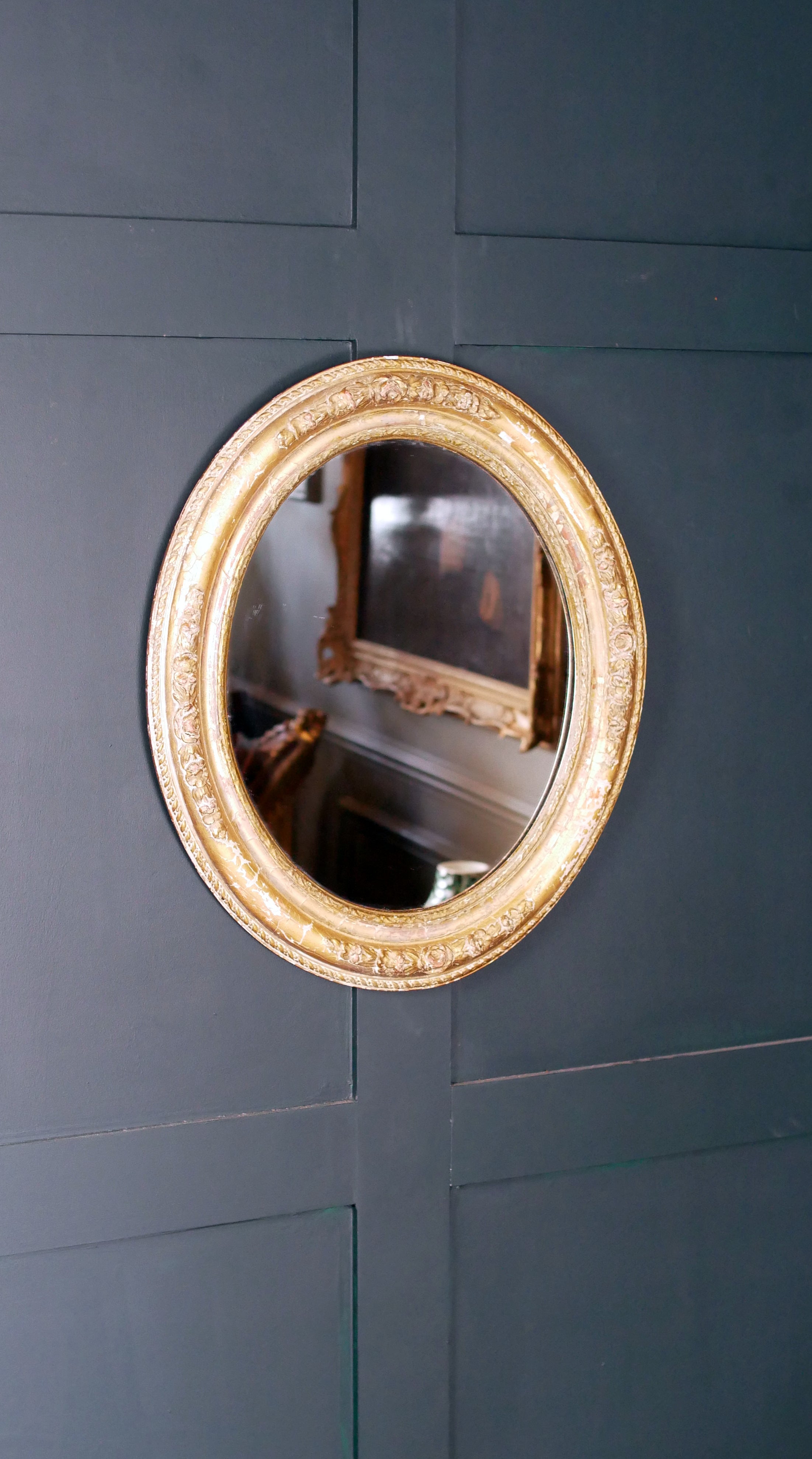 Elegant Antique Victorian Gesso Oval Mirror