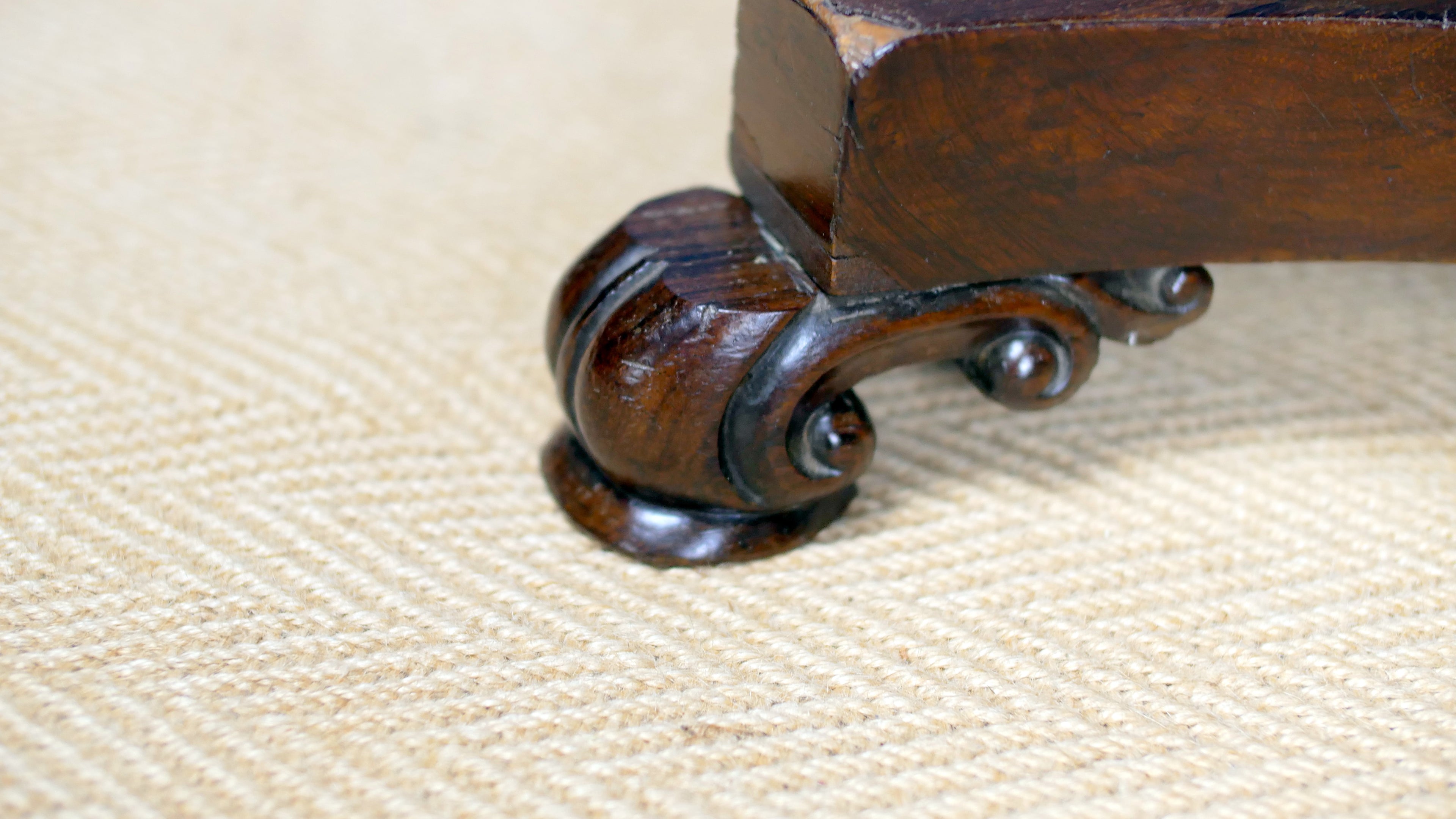 Willaim IV Piano Vanity Stool