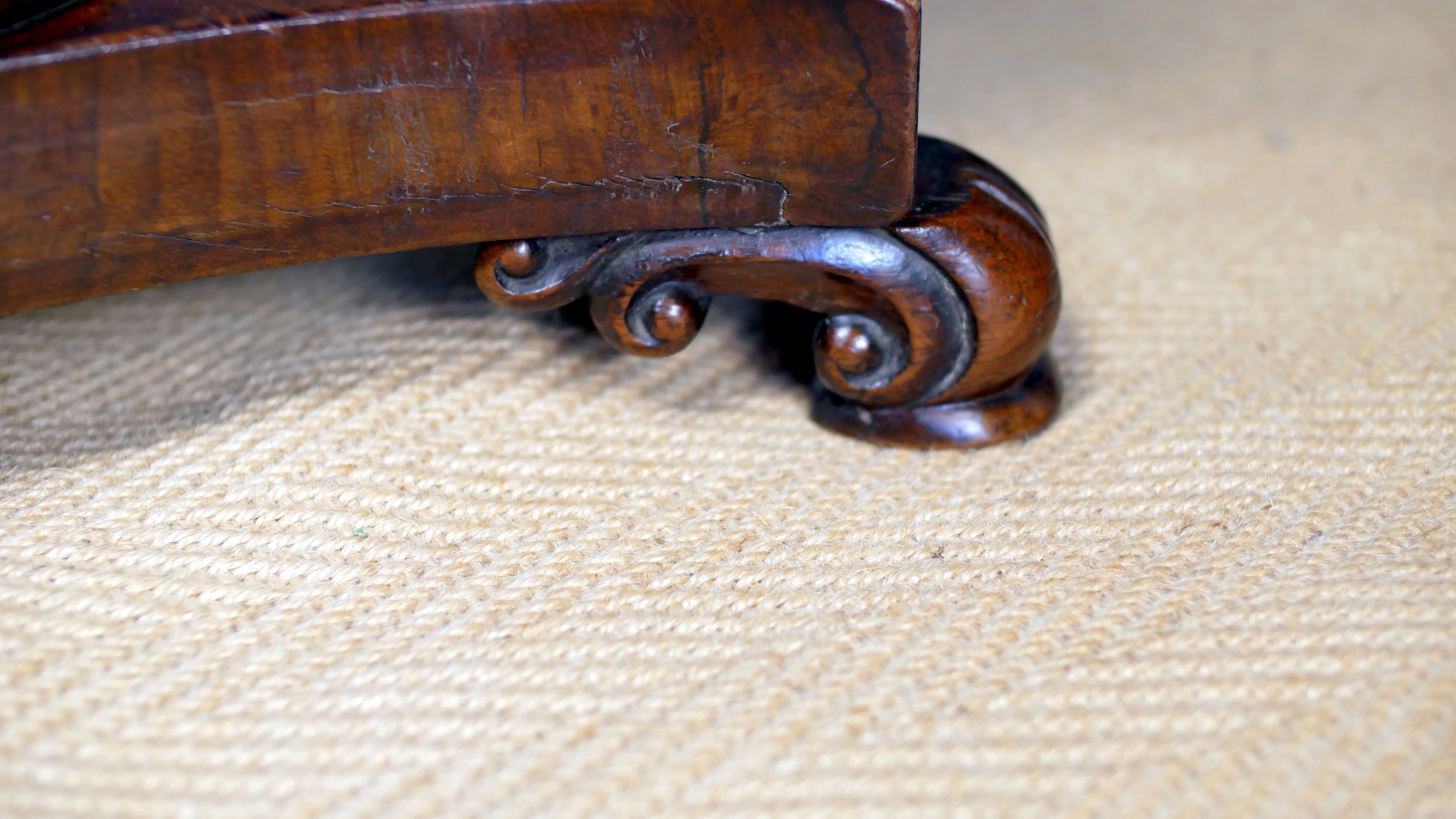 Willaim IV Piano Vanity Stool
